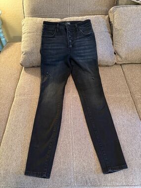 Kut from the Kloth High-Rise Black Skinny Jeans with Button Fly